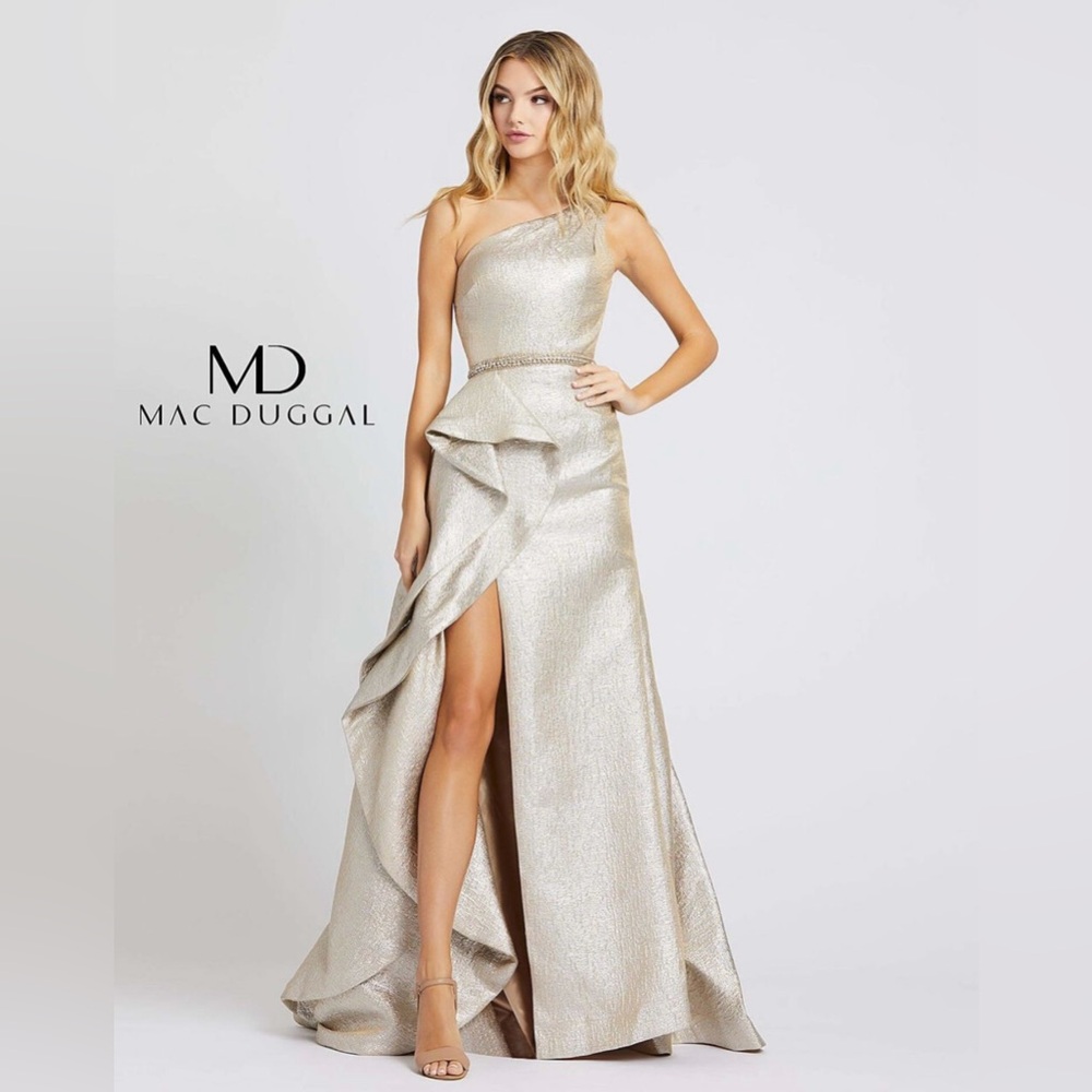 Mac Duggal Eretheal Oyster 66975